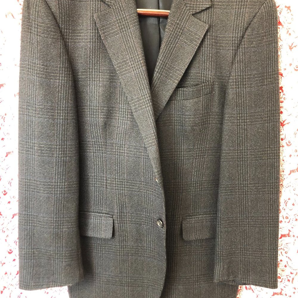 Beautiful Orvis Wool & Cashmere Blend Sportcoat (40R) in Excellent Condition!